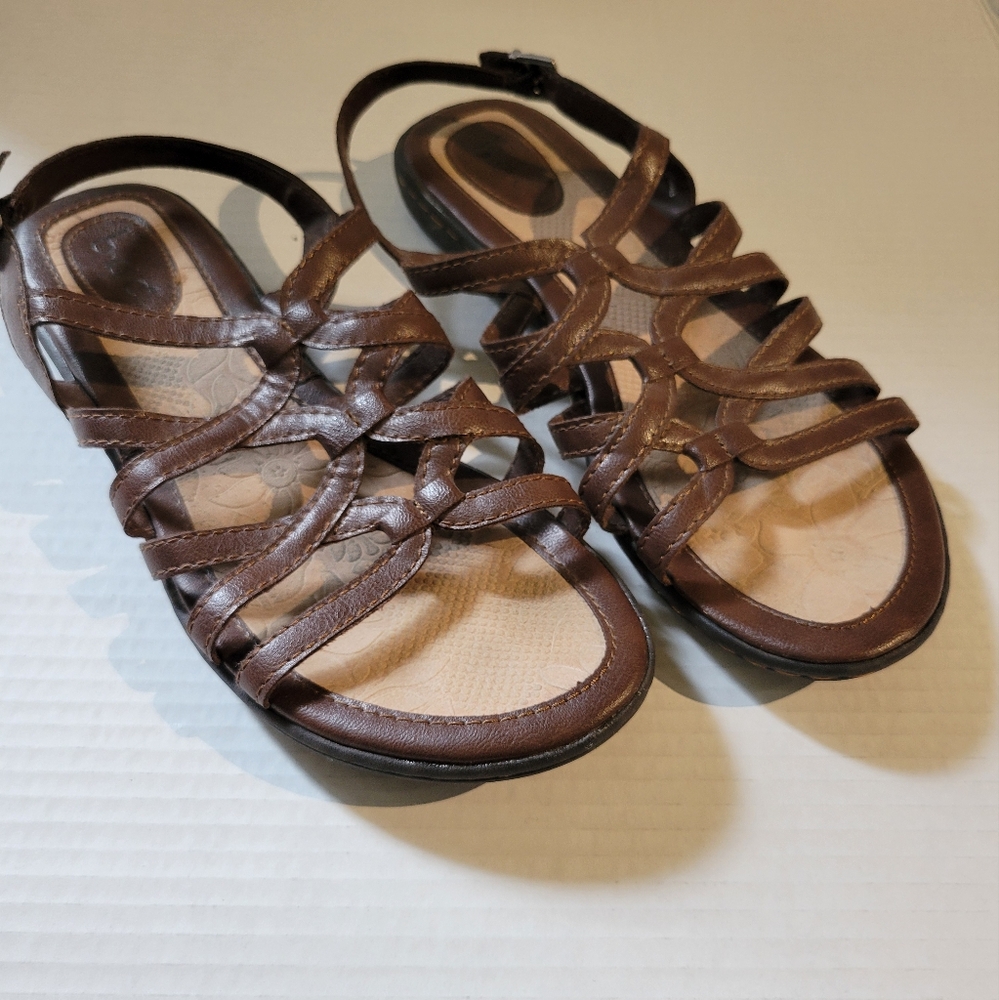 B.O.C  Ladies Sandals Brown Size 9M Pre Owned